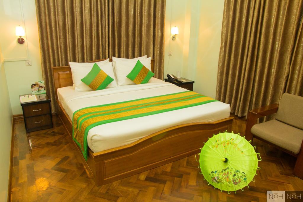 Great Feel Hotel Yangon Exterior photo